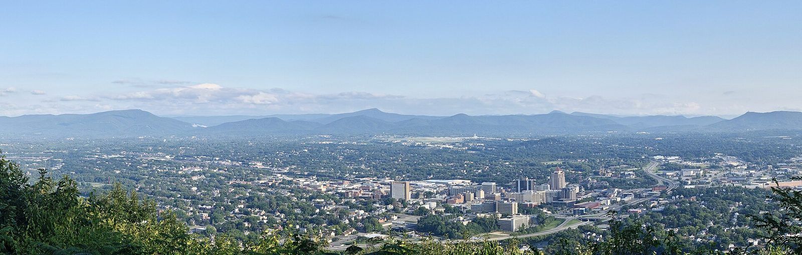 Roanoke,VA from Mill Mountain Star